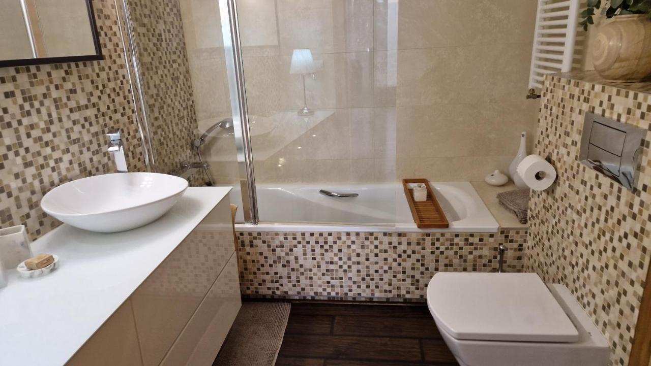 Atico De Lujo Con Jacuzzi Climatizado En Terraza Lejlighed Elche Eksteriør billede