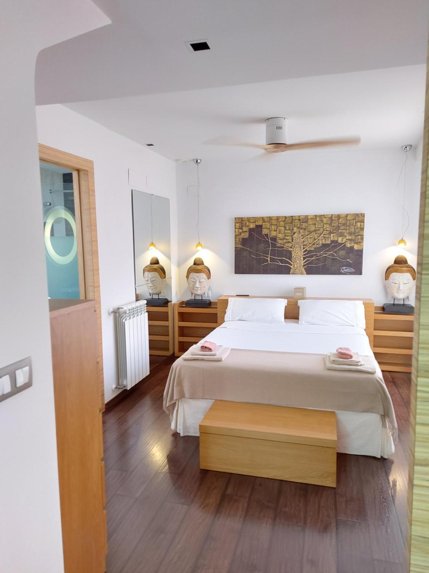 Atico De Lujo Con Jacuzzi Climatizado En Terraza Lejlighed Elche Eksteriør billede
