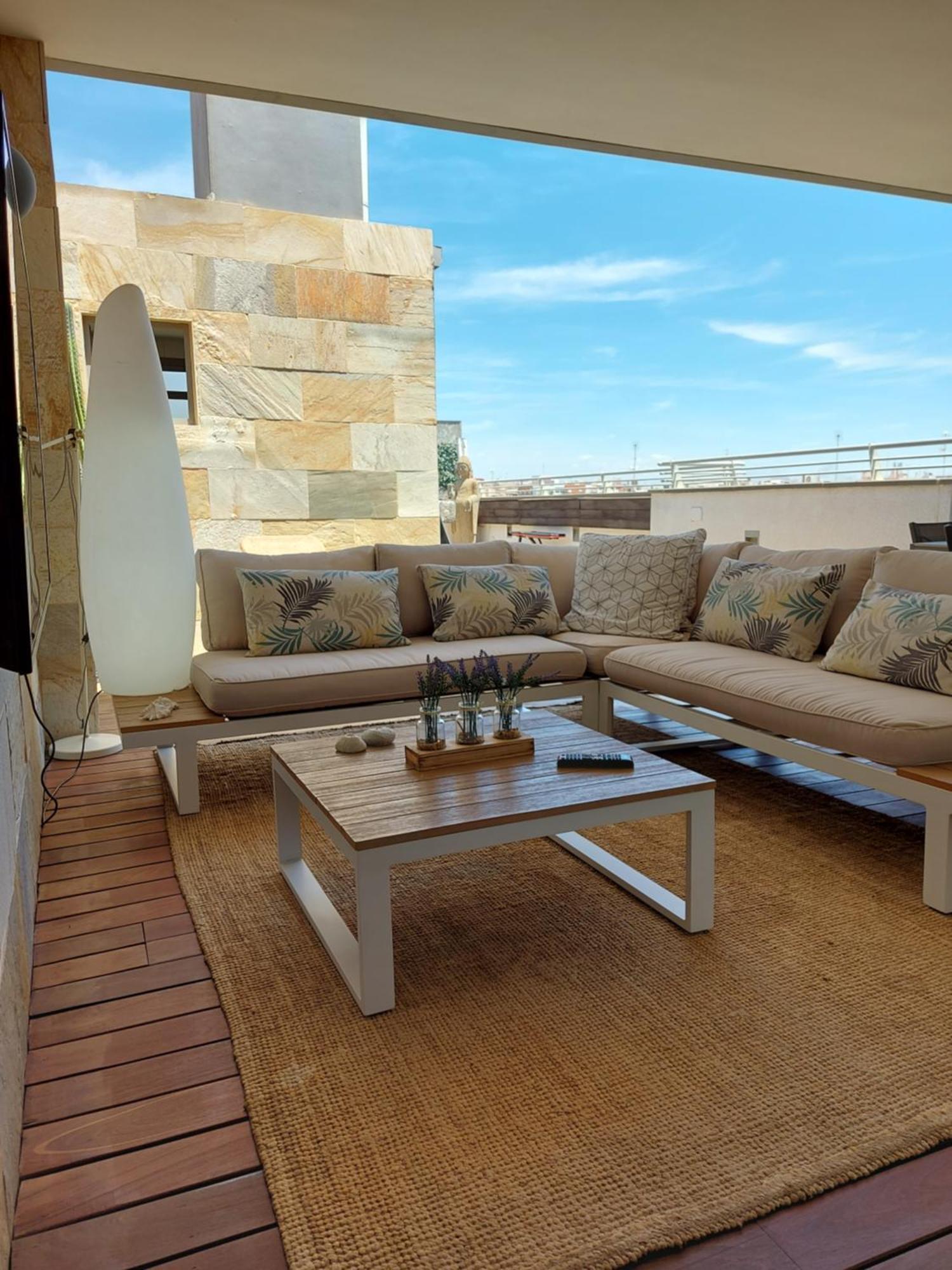Atico De Lujo Con Jacuzzi Climatizado En Terraza Lejlighed Elche Eksteriør billede